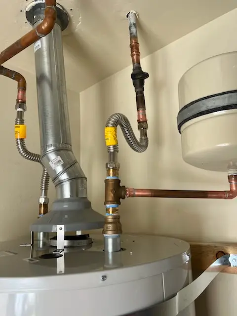 Water heater installation and plumbing repair in Schubert